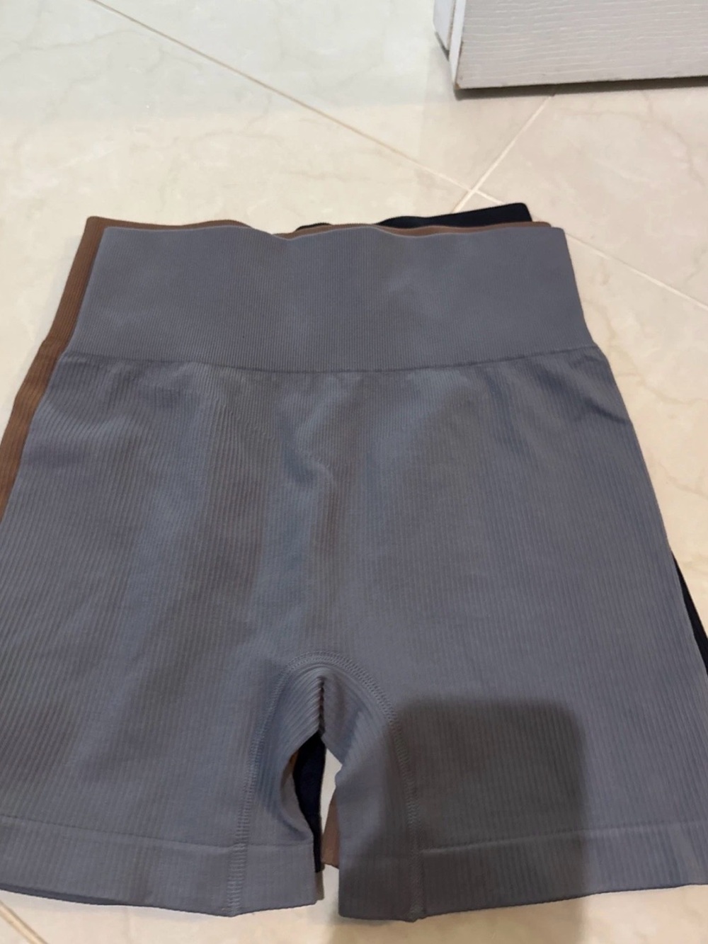 OQQ 3packs biker shorts brand new size L